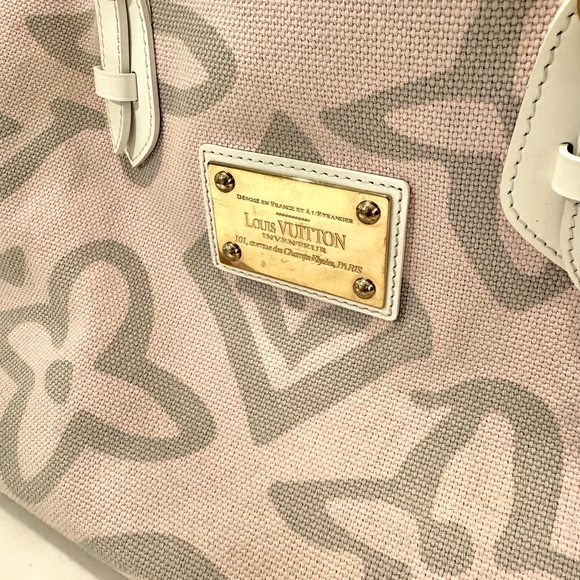 Authentic Louis Vuitton Pink Tahitienne Cabas Rose Blanco PM tote bag. W/COA - Picture 7 of 7